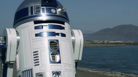 Появилась короткометражка о влюбленном роботе из «Звездных войн»