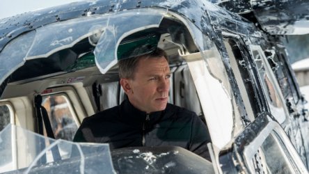 Бонд в отпуске: вышел украинский трейлер к «007: Спектр»