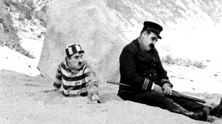«Картина дня» 100 лет назад: Поддельный Чаплин, Революция и Пушкин-режиссер
