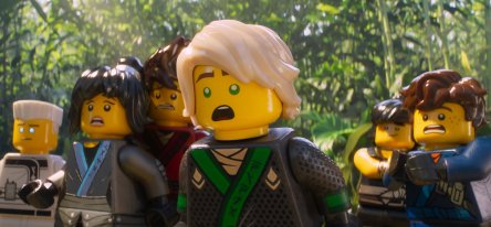 Warner продает права на мультфильмы Lego